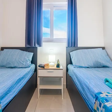 New Spacious With Amazing View Bugibba * סיינט פול ביי