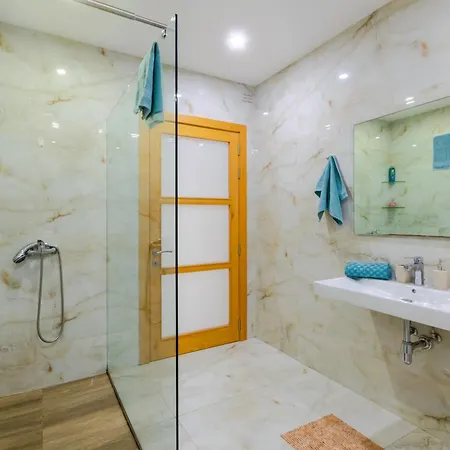 Lejlighed New Spacious With Amazing View Bugibba *