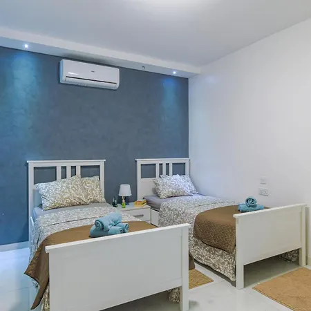 New Spacious With Amazing View Bugibba