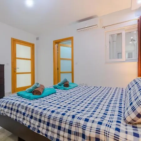 New Spacious With Amazing View Bugibba *
