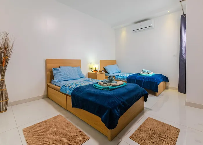 New Spacious With Amazing View Bugibba アパート