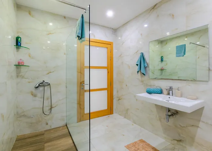 アパート New Spacious With Amazing View Bugibba *