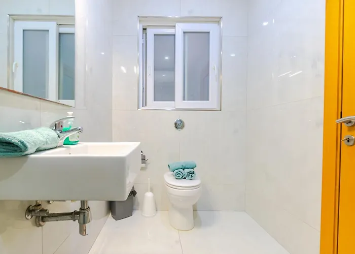 New Spacious With Amazing View Bugibba アパート *