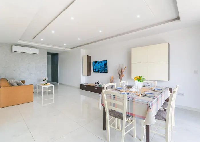 New Spacious With Amazing View Bugibba * セント・ポールズ・ベイ