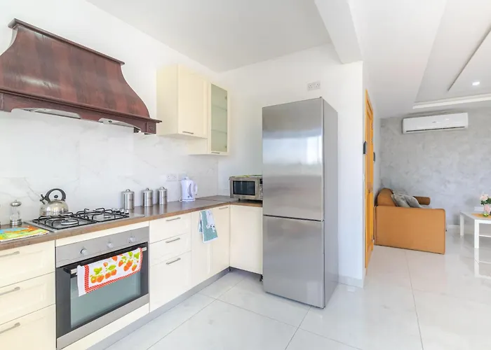 New Spacious With Amazing View Bugibba *