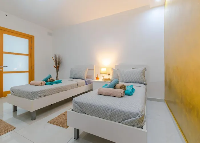 New Spacious With Amazing View Bugibba アパート